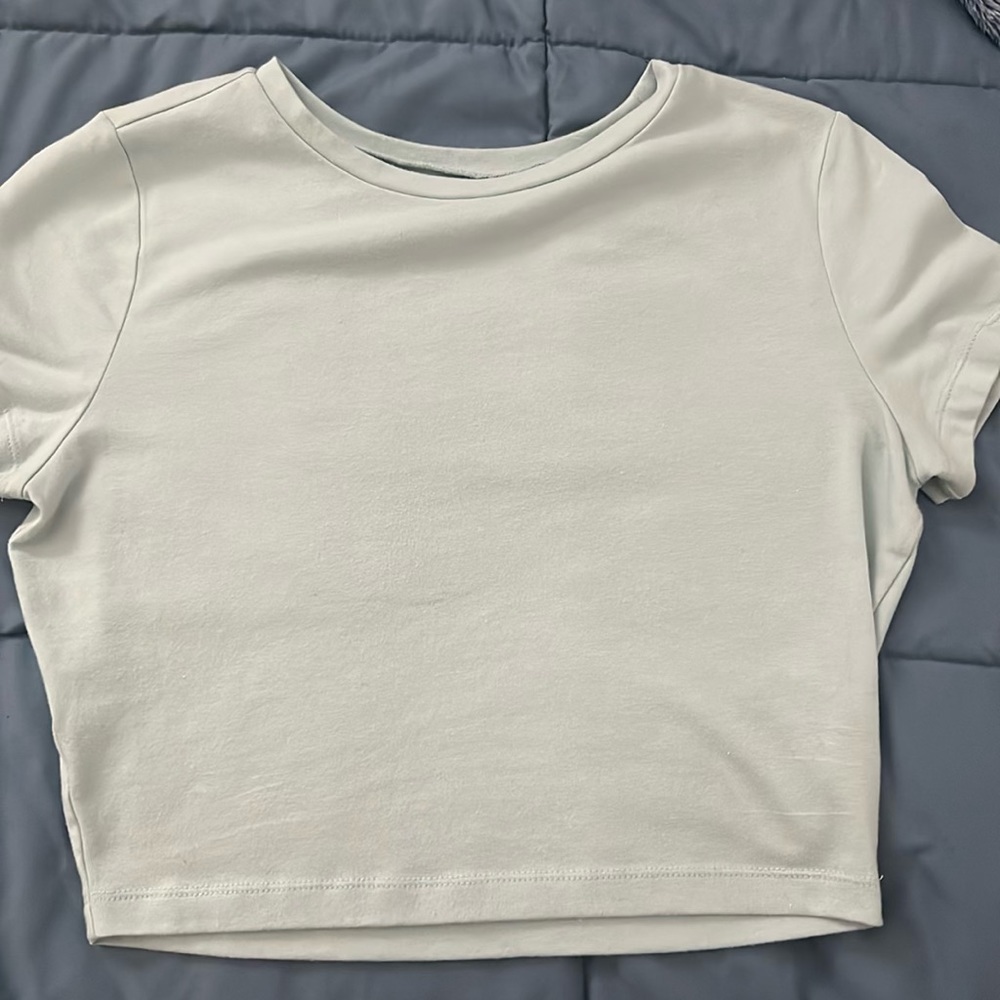 Wild fable top